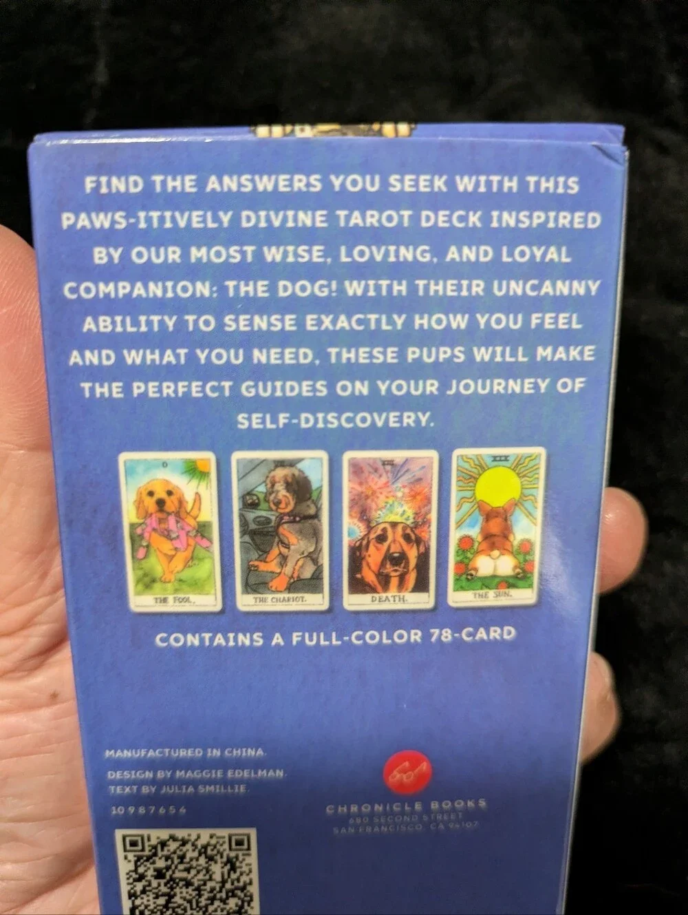 Chronicle Books Dog Tarot Deck - Blue, Red, Yellow